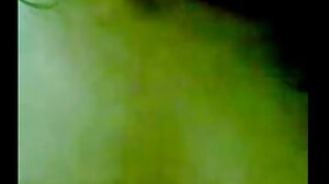 బ్లోన్డెస్ లవ్ డిక్ - క్రిస్సీ లిన్ తన మీటీ పుస్సీలో దానిని తీసుకుంది తెలుగు సెక్స్ తెలుగు తెలుగు